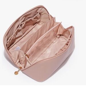 Eachy large cosmetic travel bag